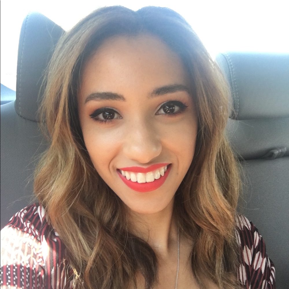 Meet your Posher, Lauren